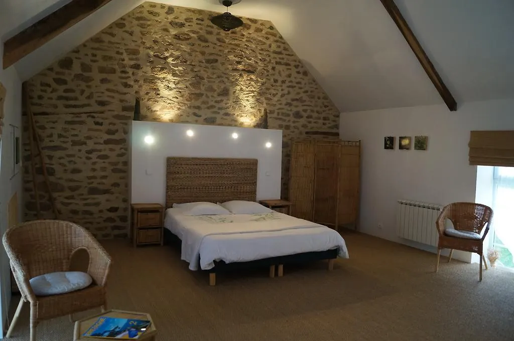 Bed and Breakfast La Chataigneraie à Pleudihen 3*, Pleudihen-sur-Rance France
